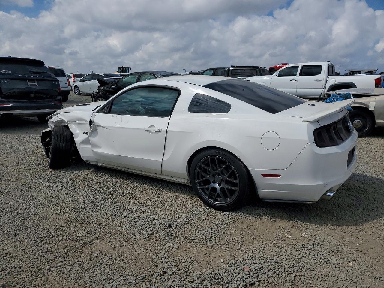 2013 FORD MUSTANG