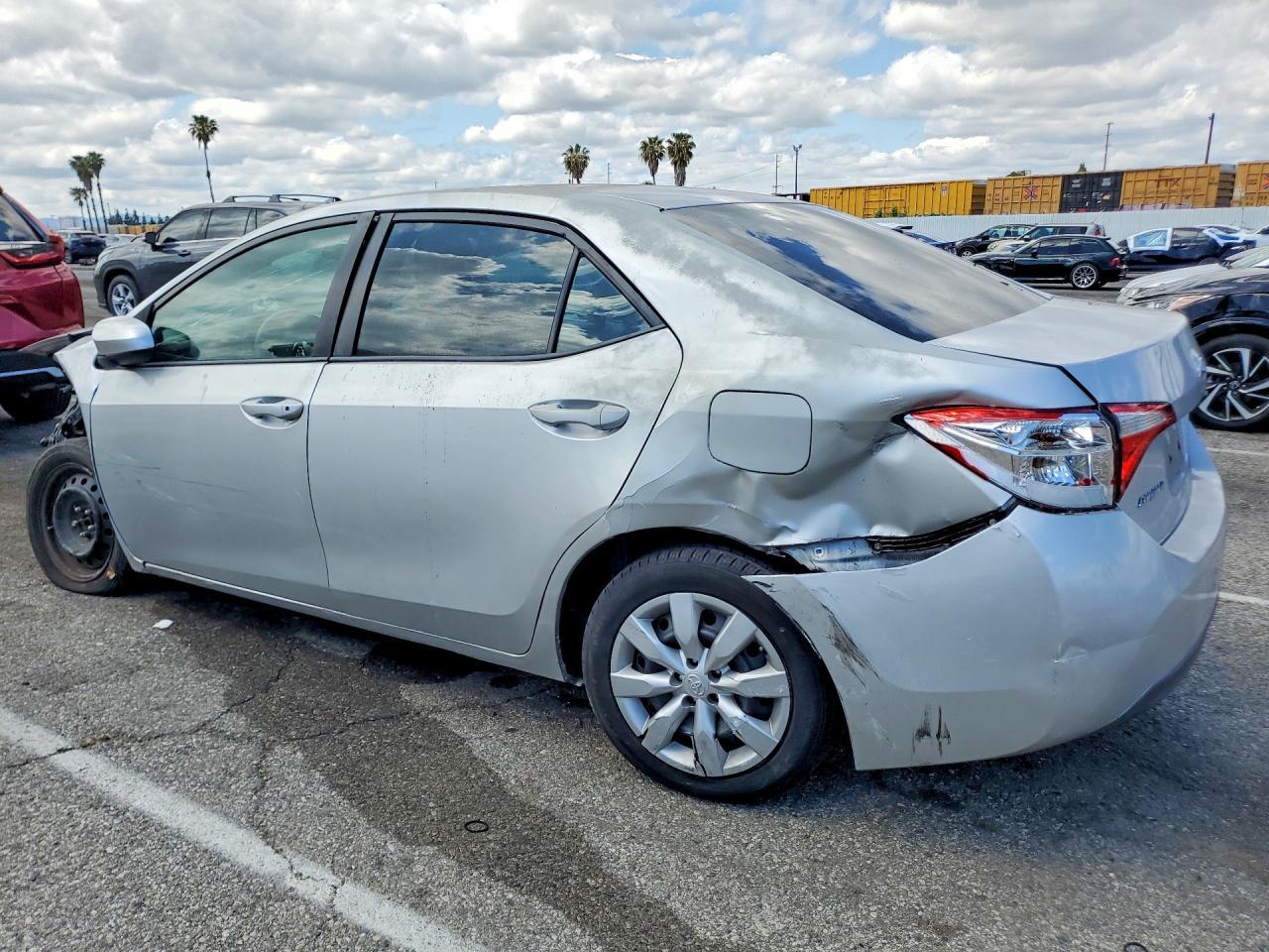 2015 TOYOTA COROLLA