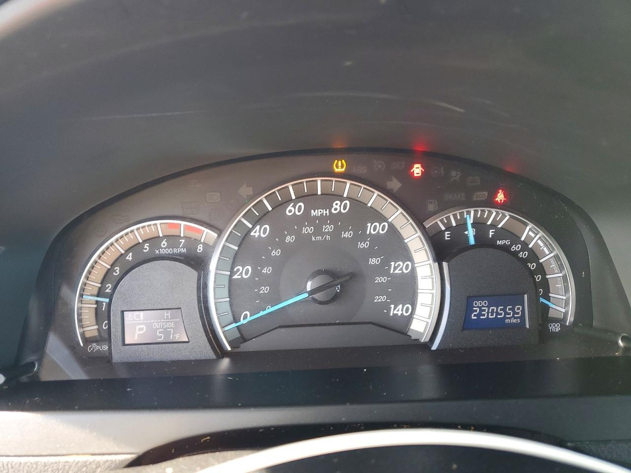 2012 TOYOTA CAMRY