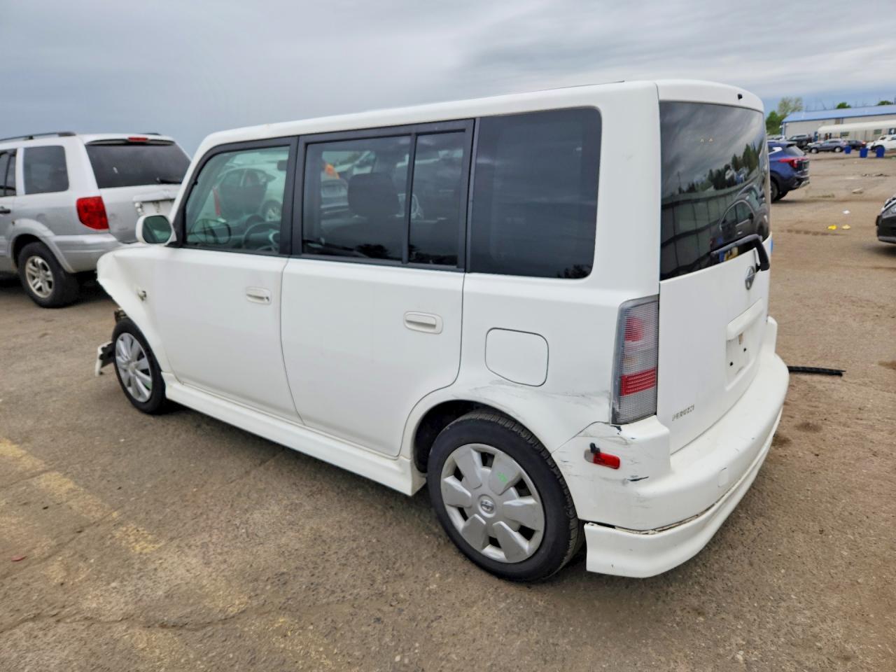 2005 TOYOTA SCION