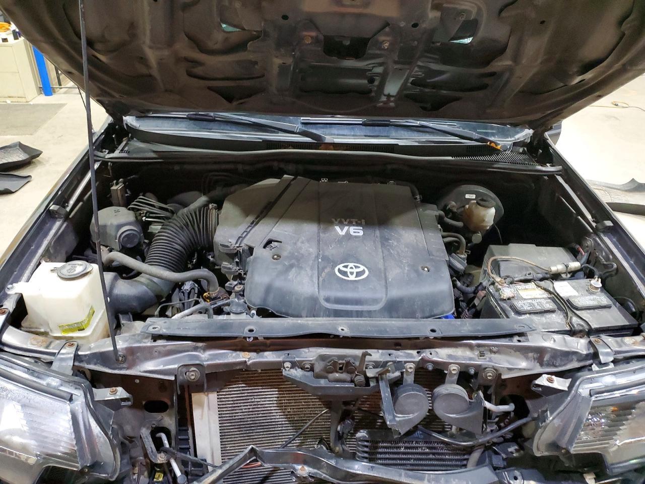 2012 TOYOTA TACOMA