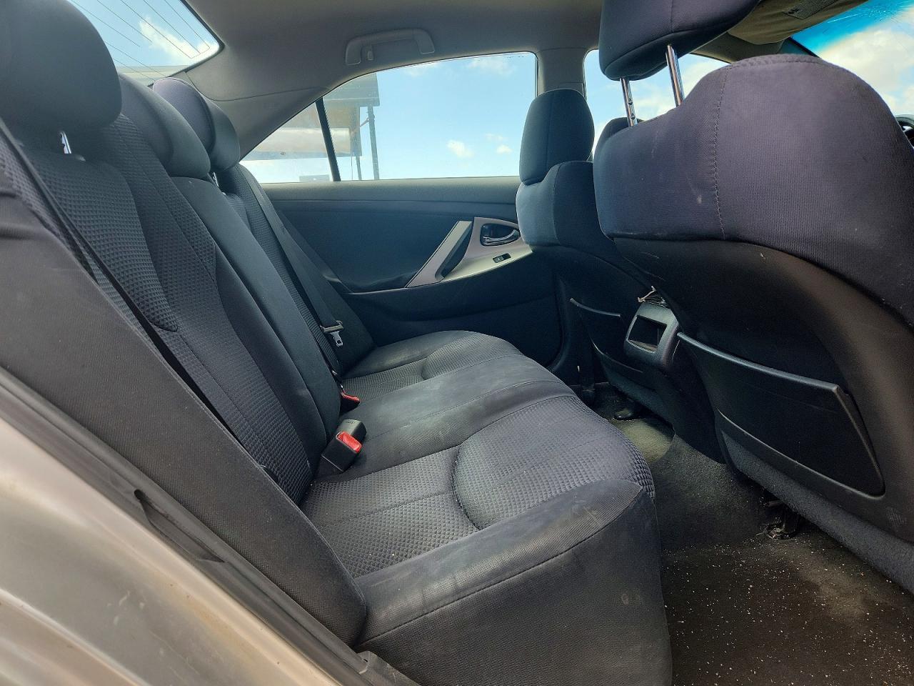 2010 TOYOTA CAMRY