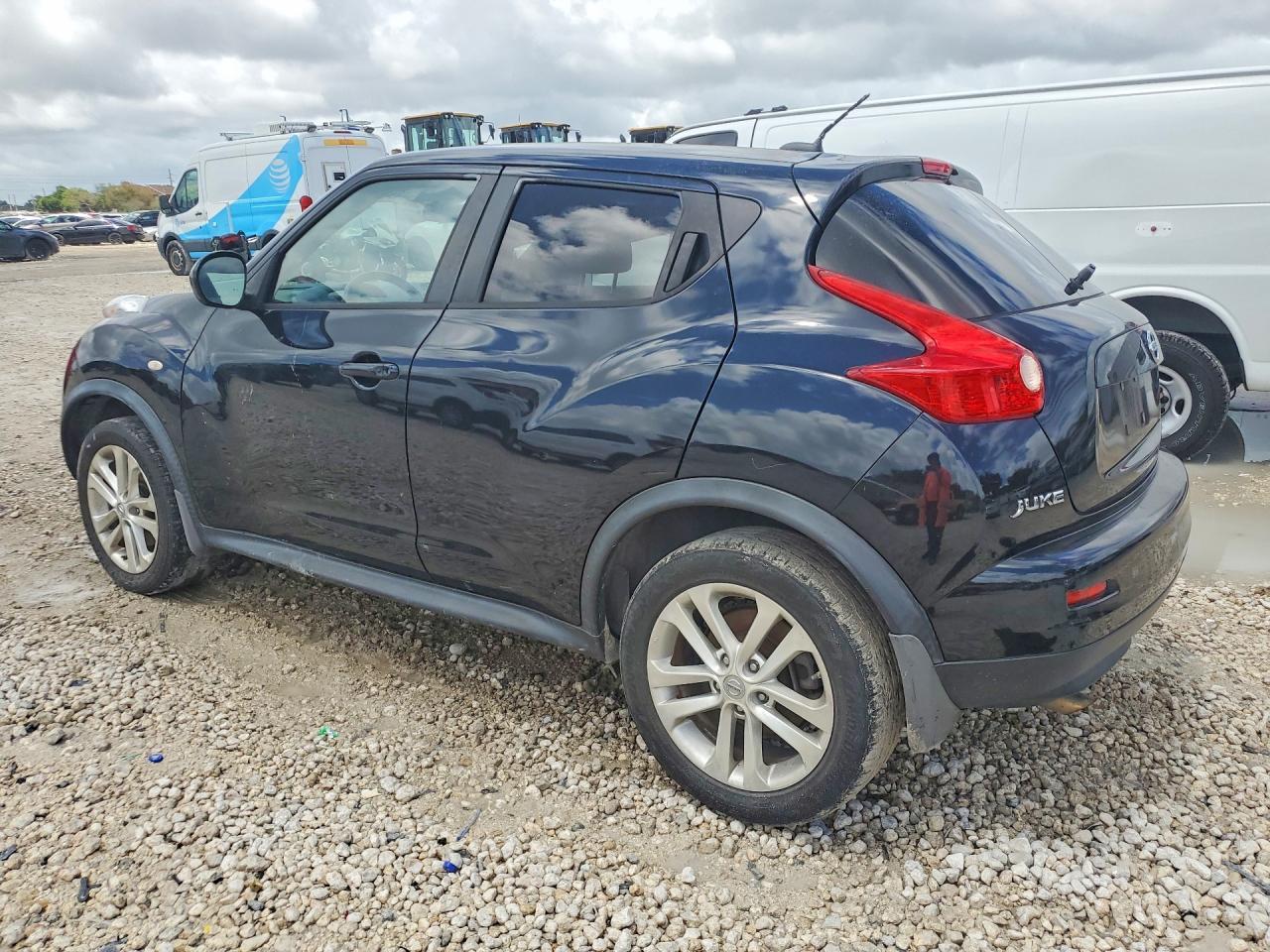 2013 NISSAN Juke