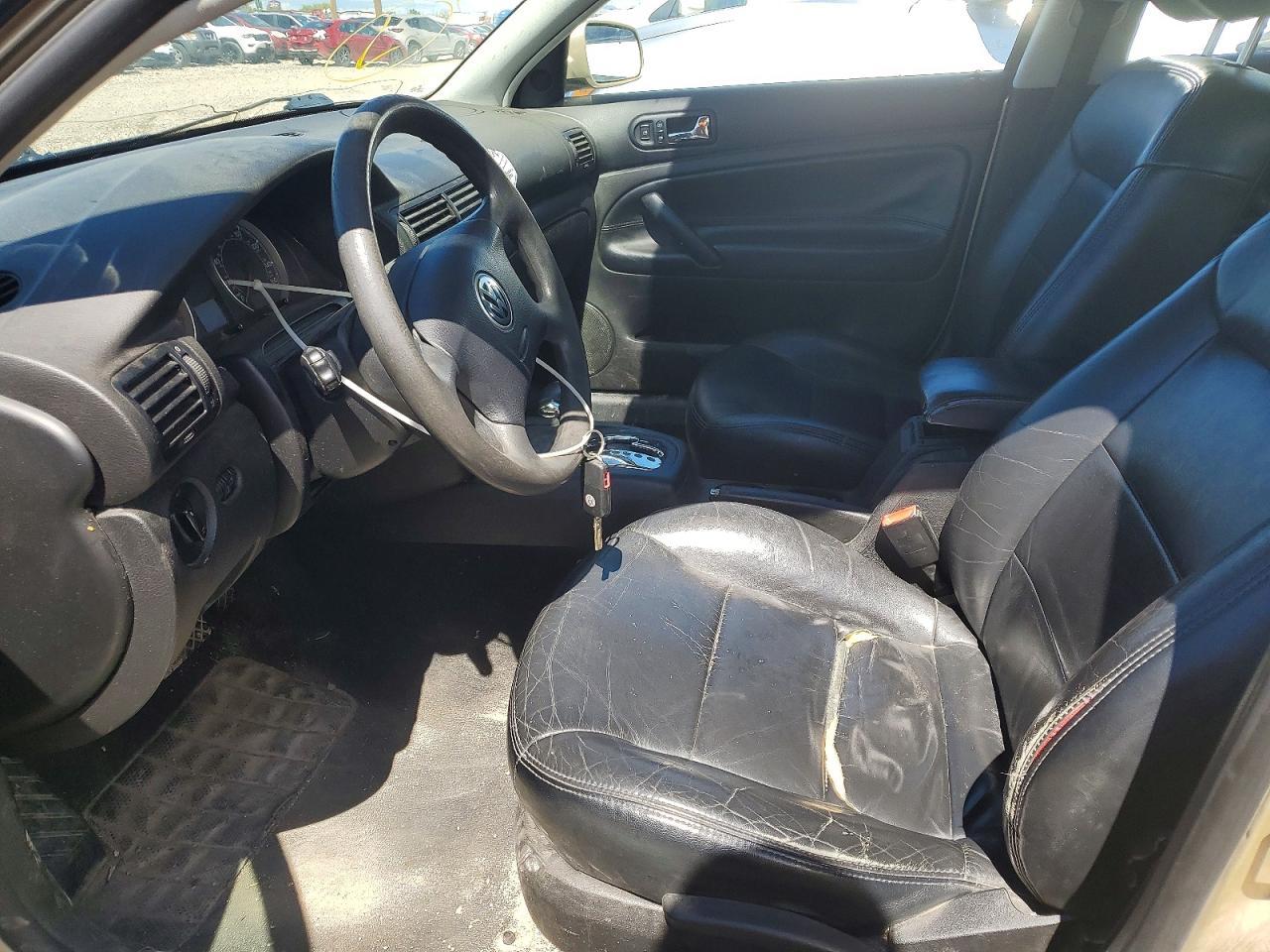 2002 VOLKSWAGEN Passat