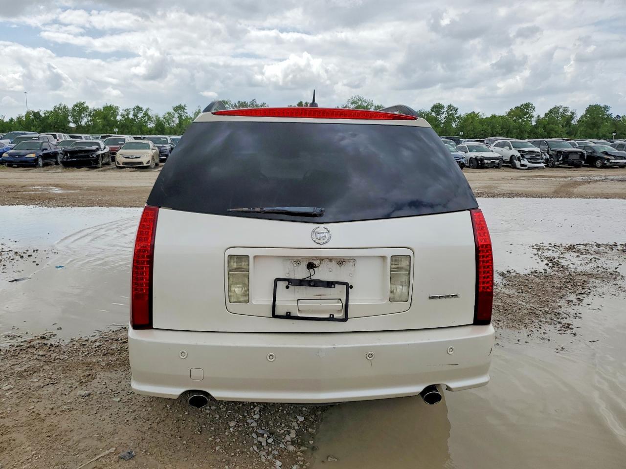 2005 CADILLAC SRX
