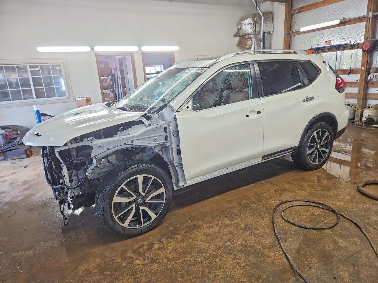 2018 NISSAN ROGUE