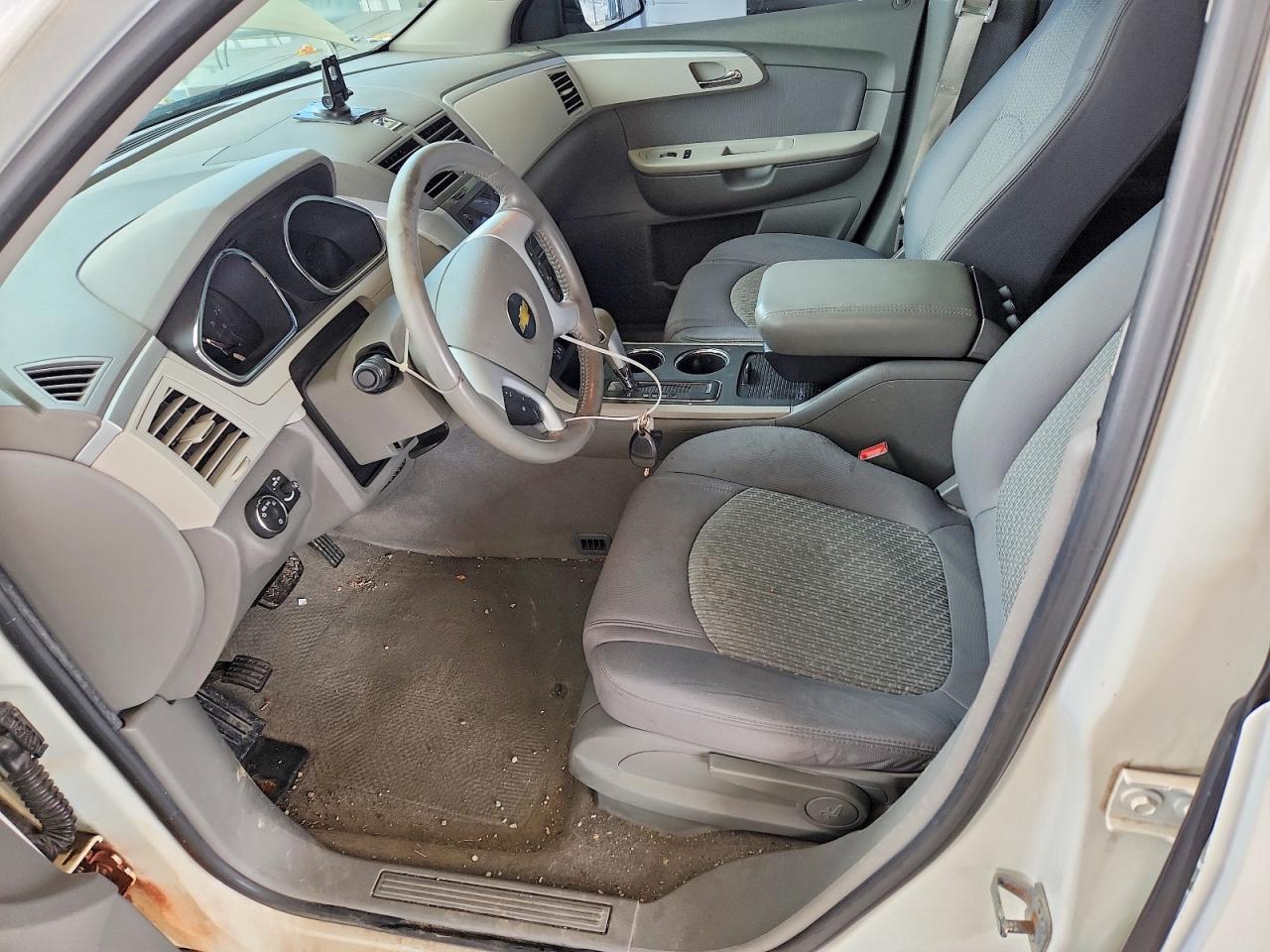 2011 CHEVROLET TRAVERSE