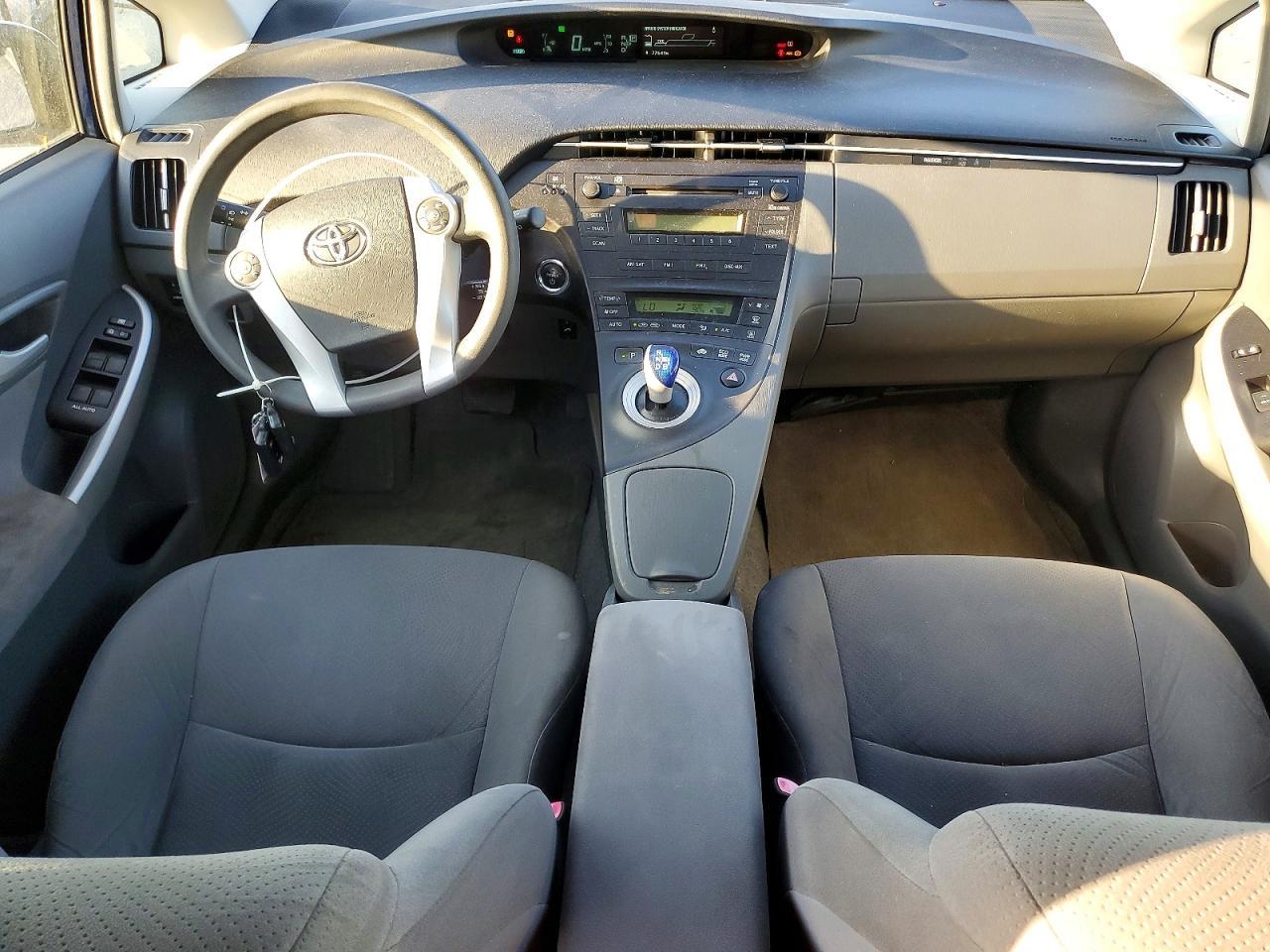 2010 TOYOTA PRIUS