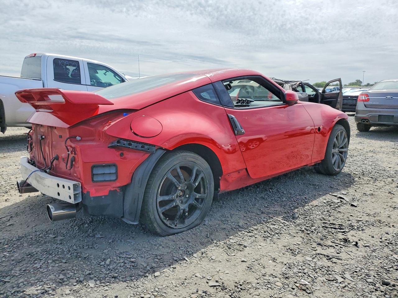 2012 NISSAN 370Z