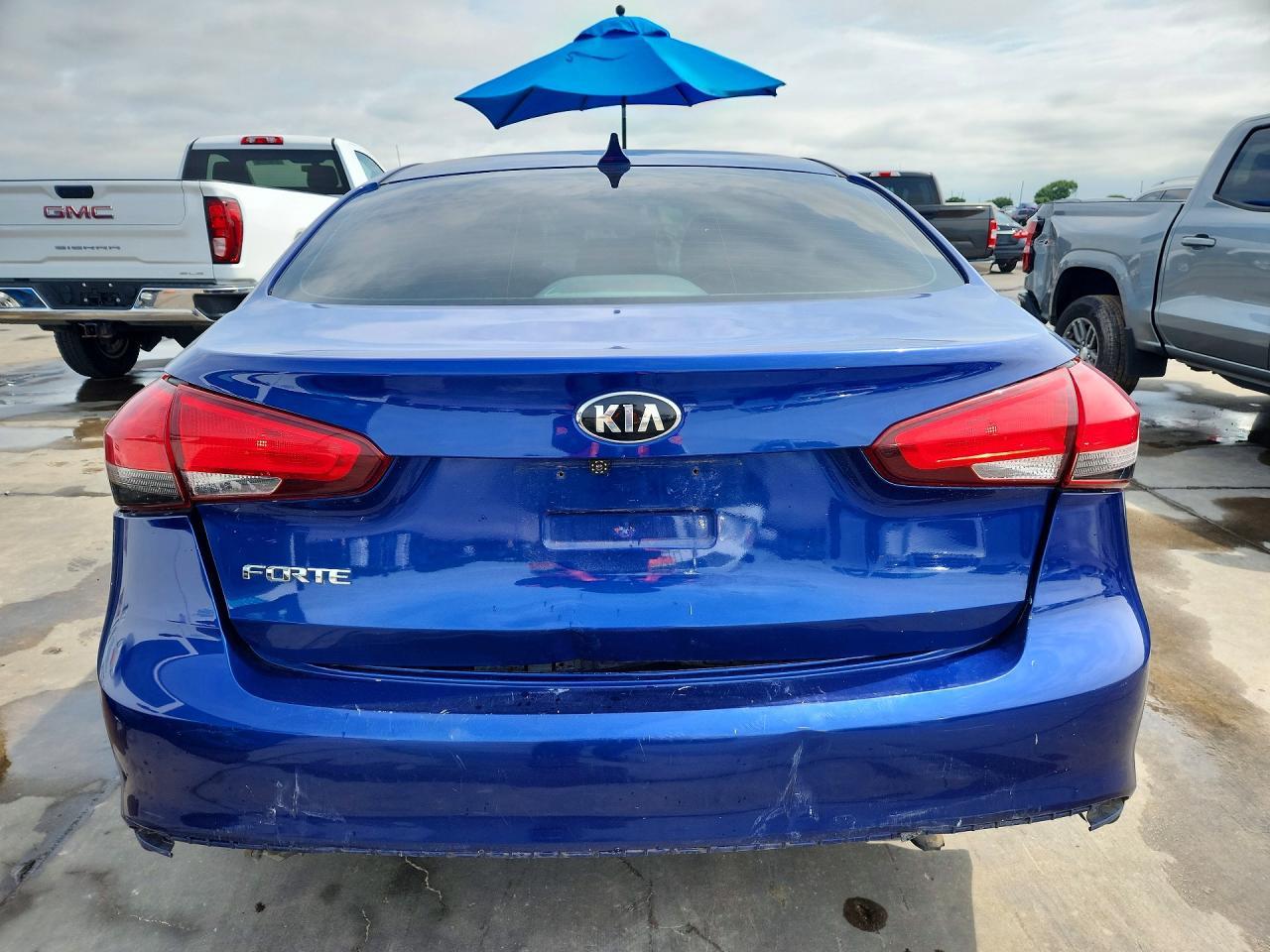 2017 KIA FORTE