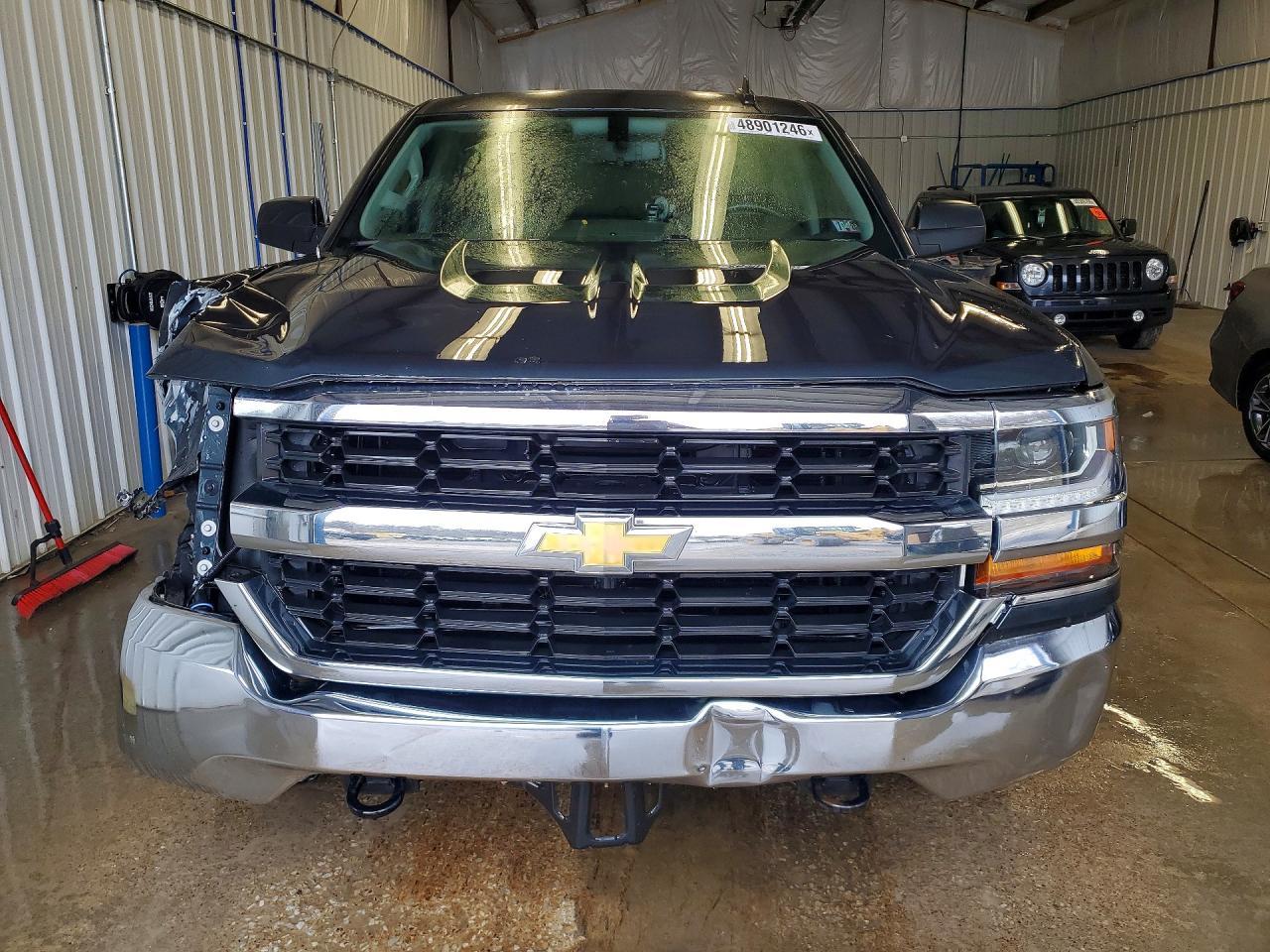 2017 CHEVROLET Silverado
