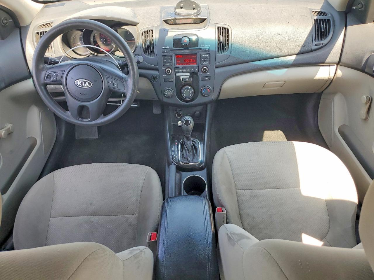 2013 KIA FORTE