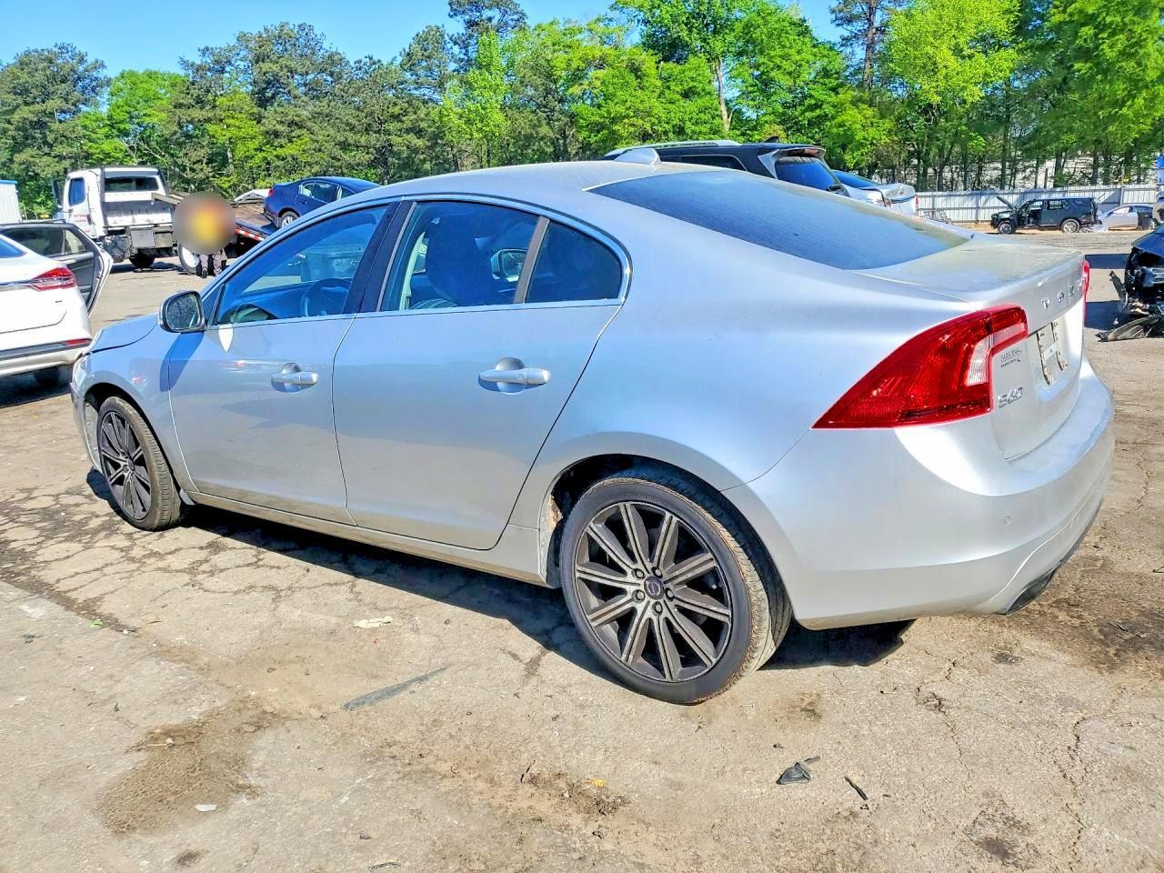 2014 VOLVO S60