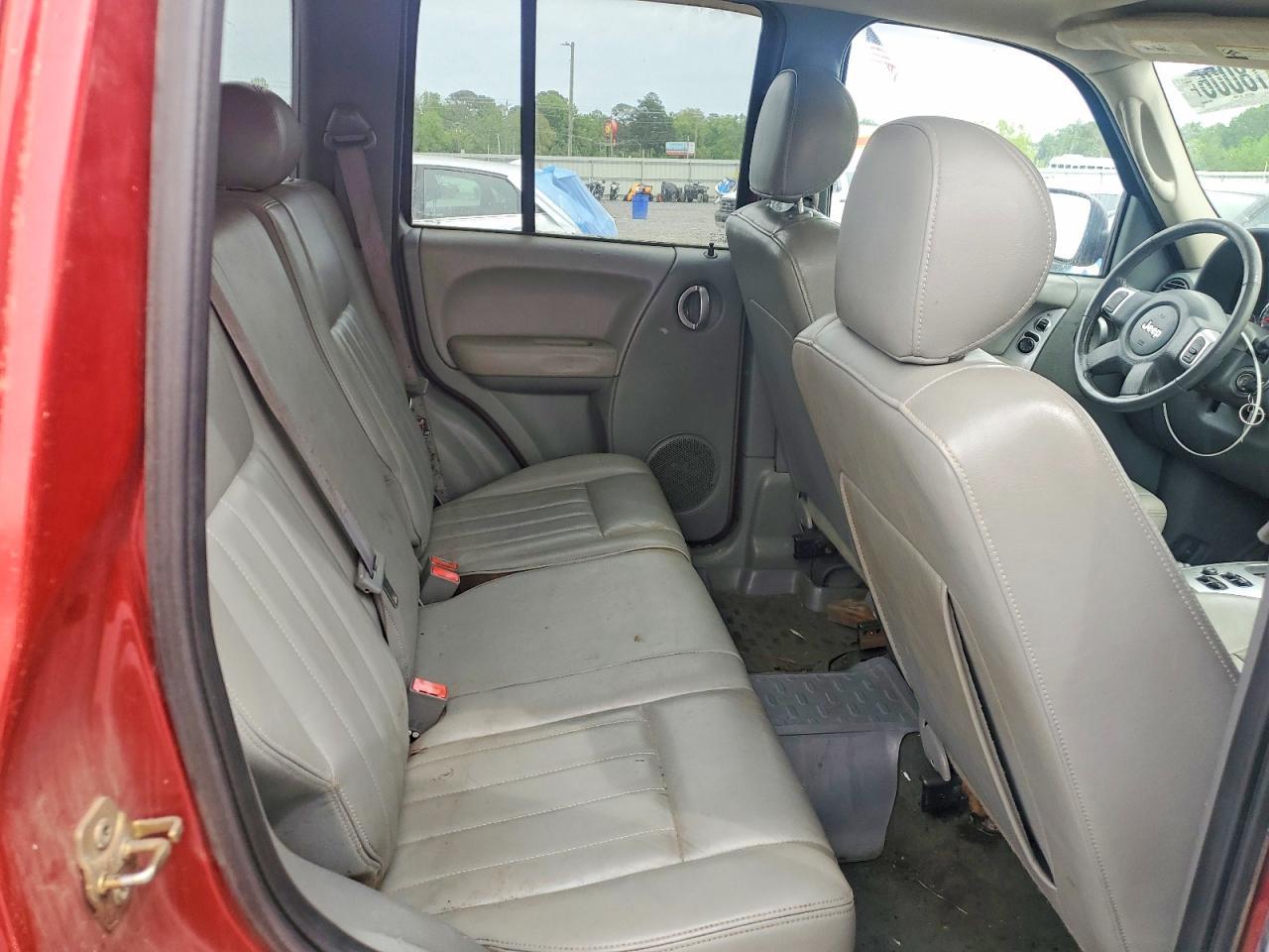 2007 JEEP Liberty