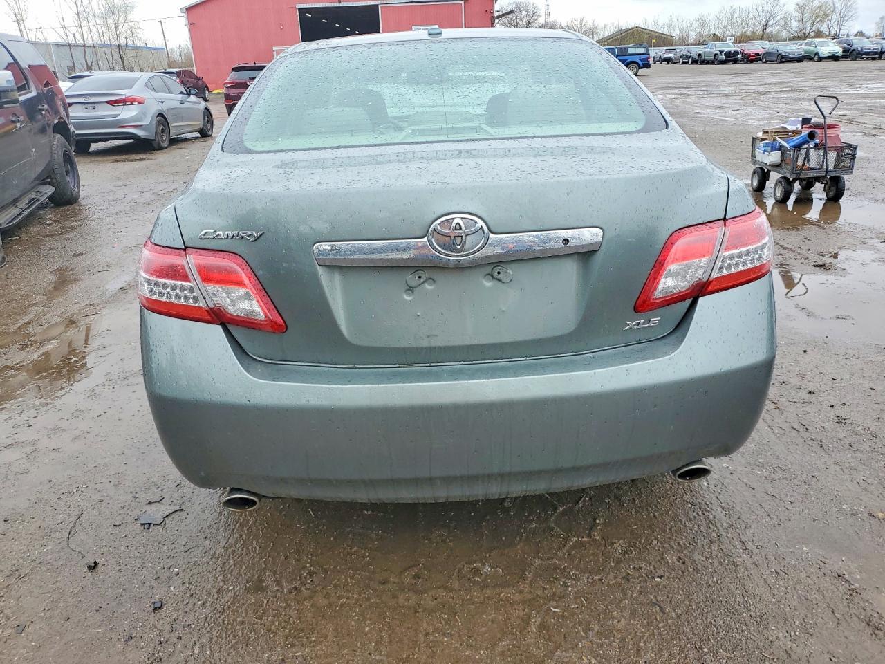 2010 TOYOTA CAMRY