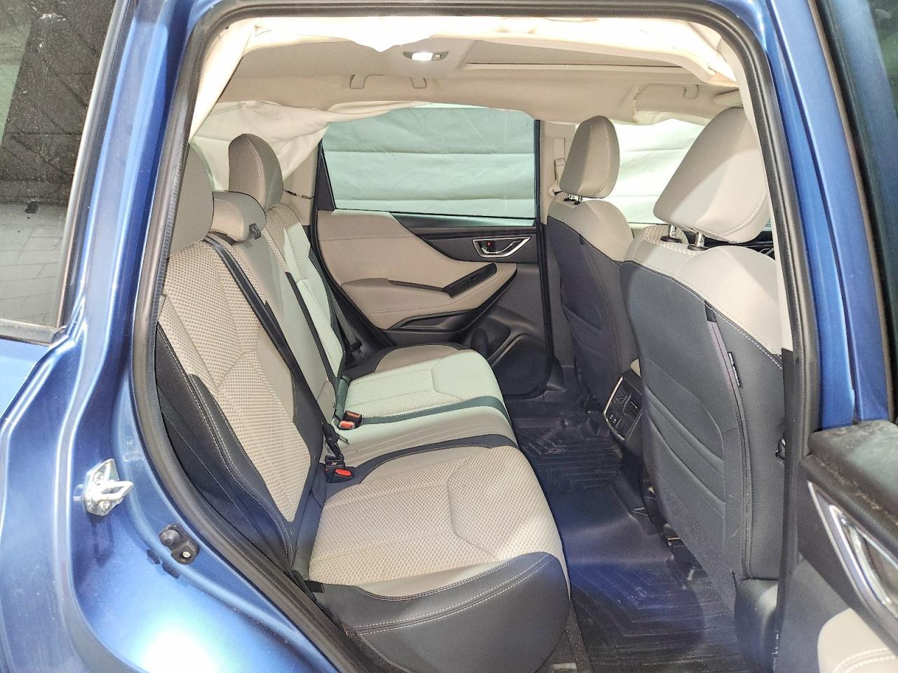 2022 SUBARU FORESTER