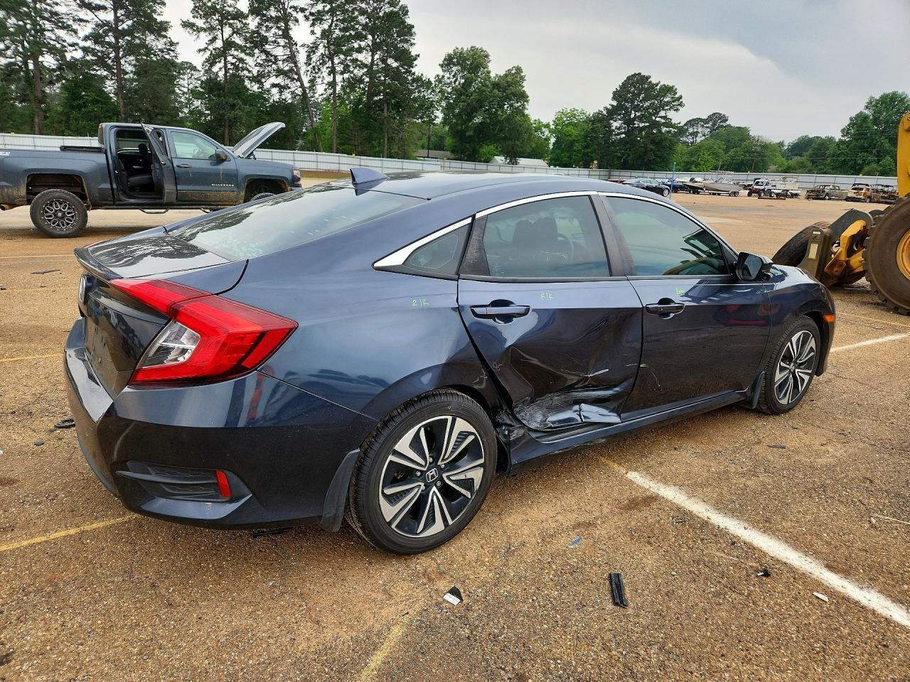 2017 HONDA CIVIC