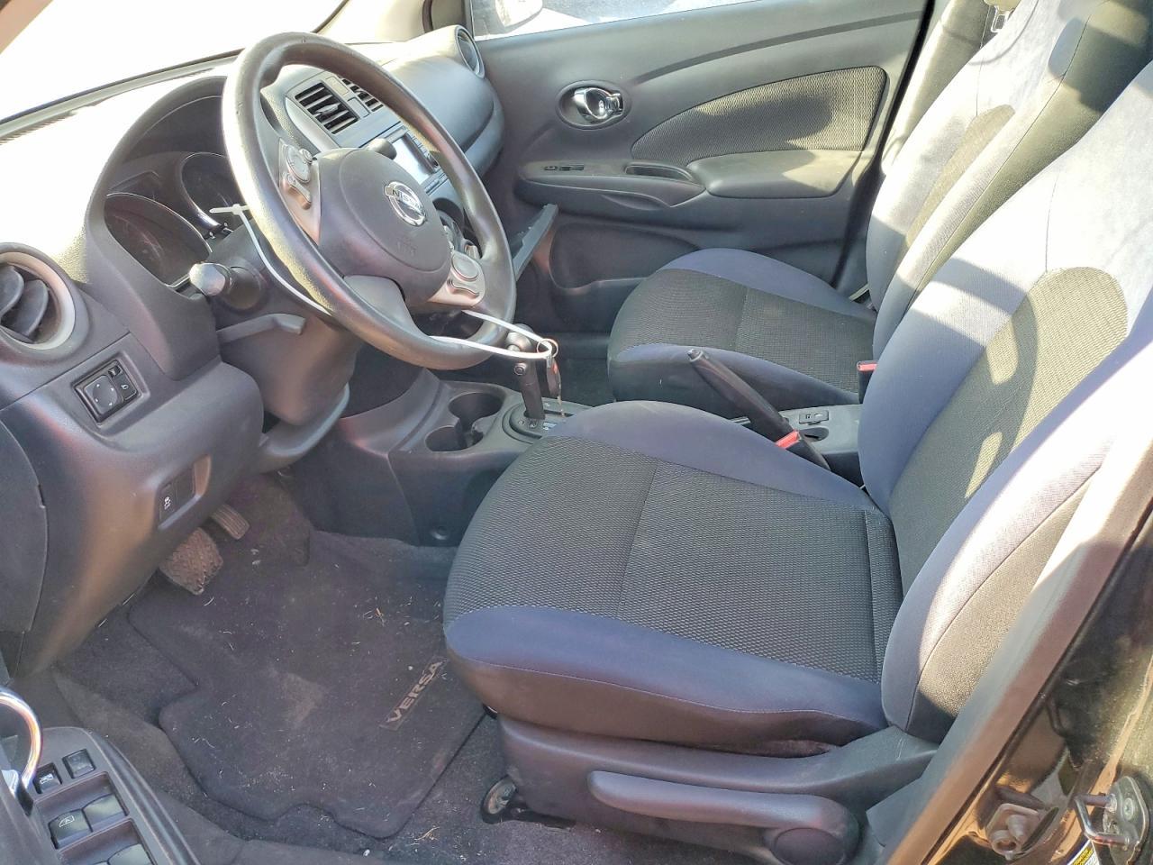 2012 NISSAN VERSA