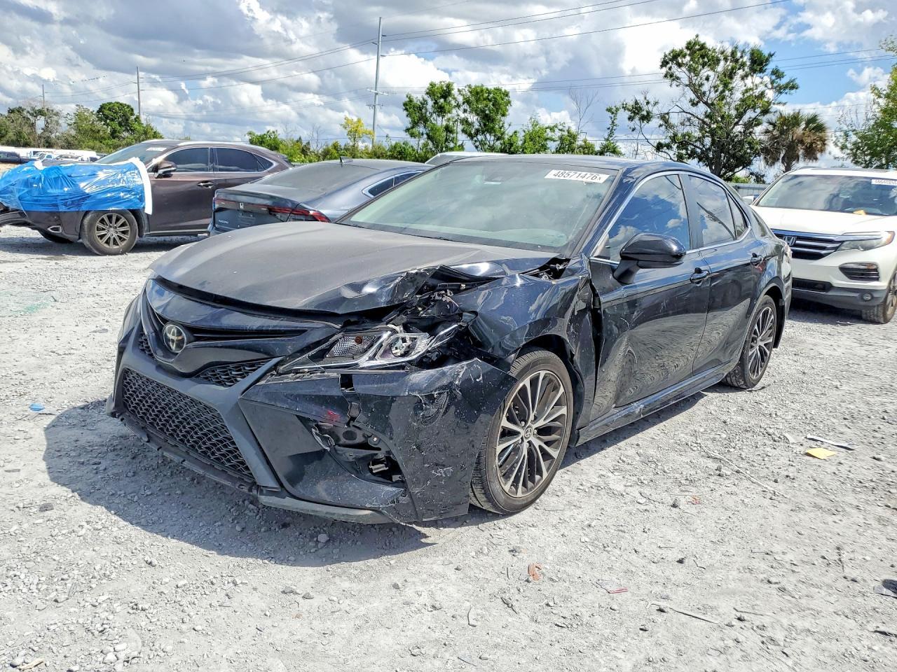 2020 TOYOTA CAMRY