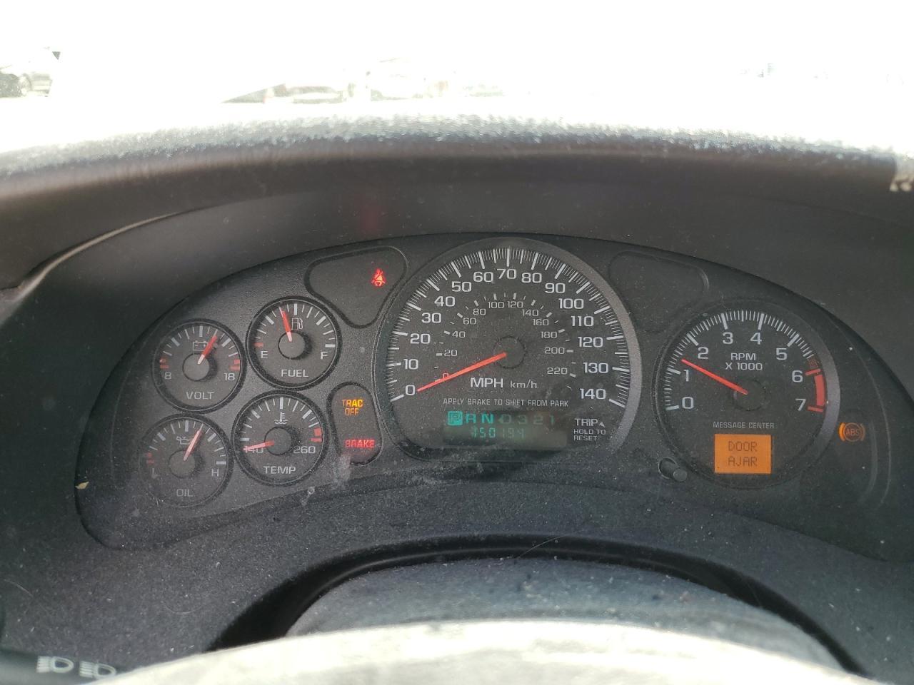 2003 CHEVROLET Monte Carlo