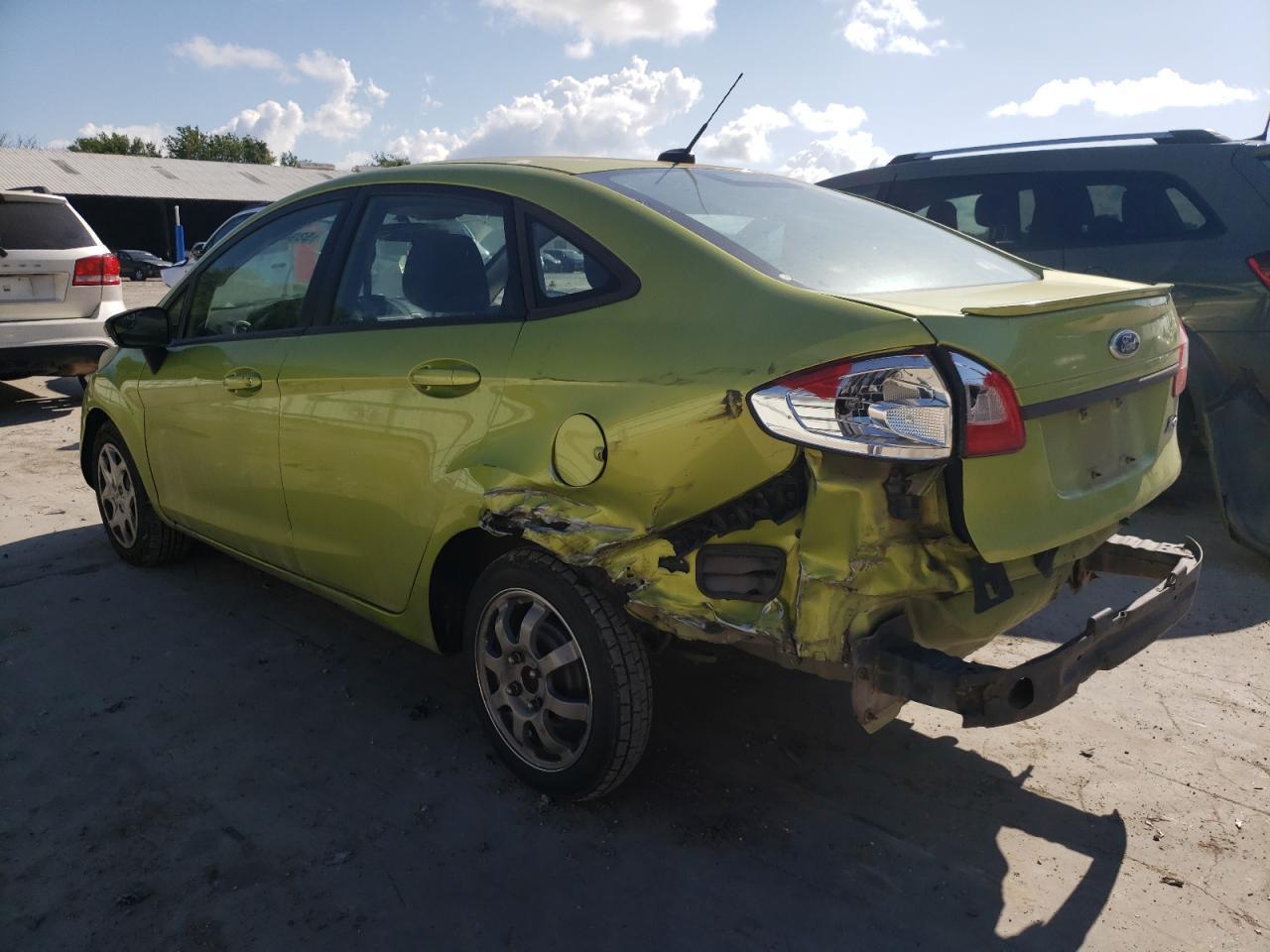 2013 FORD Fiesta