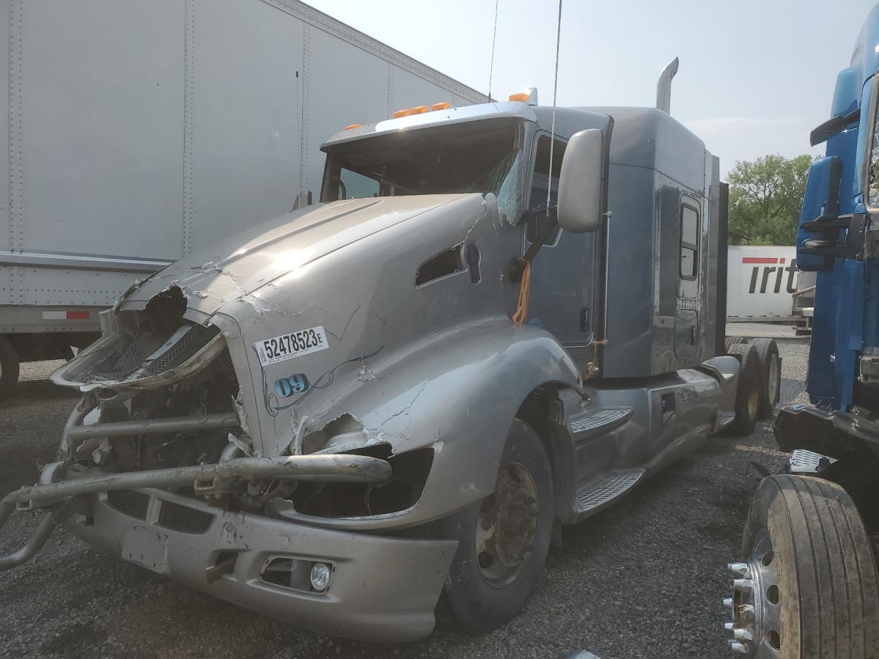 2013 KENWORTH Construction