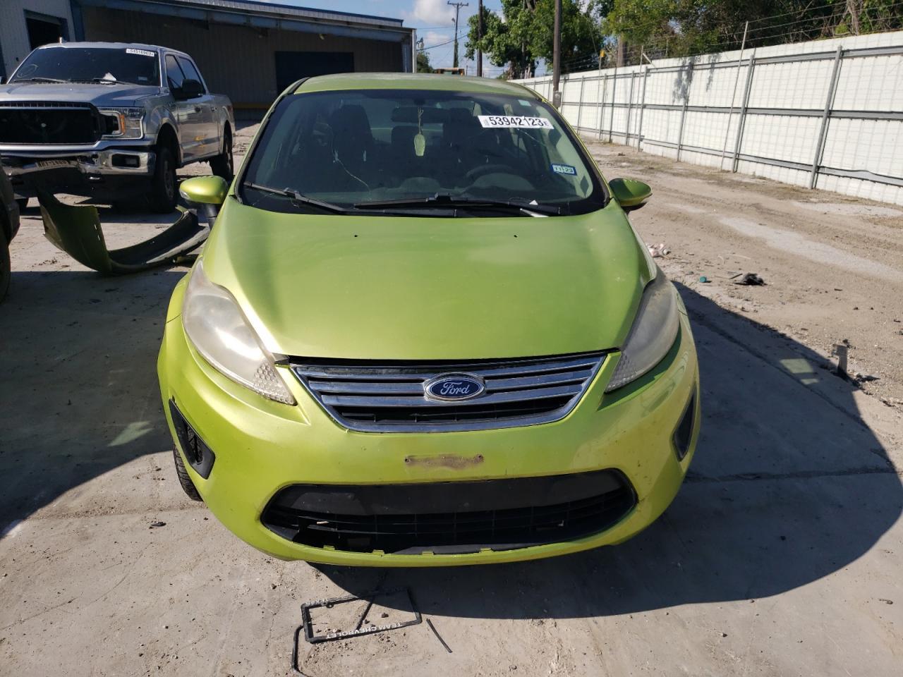 2013 FORD Fiesta