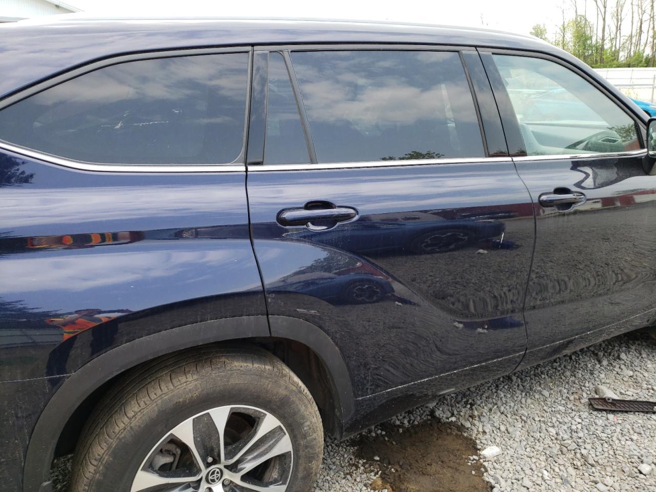 2022 TOYOTA HIGHLANDER