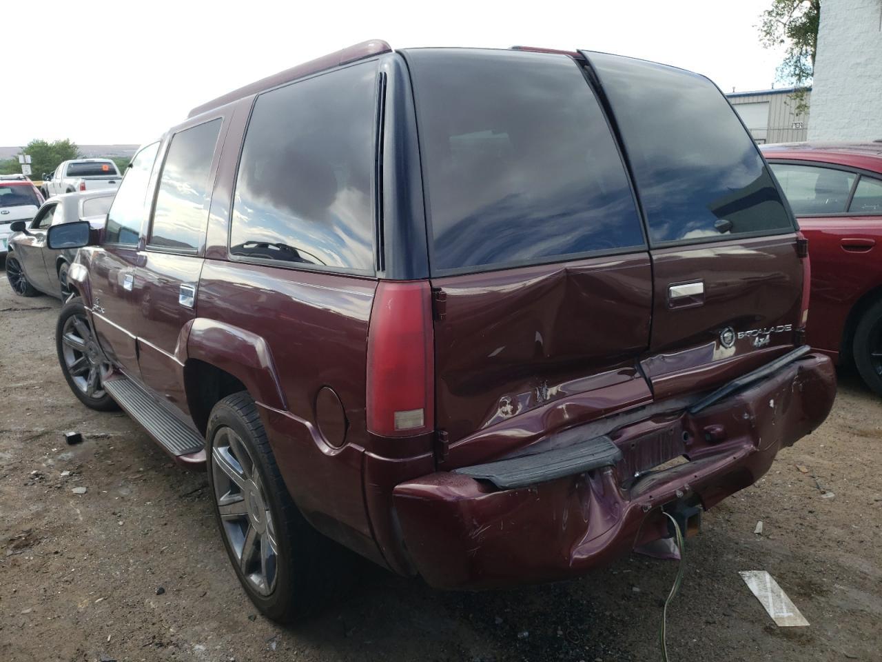 2000 CADILLAC ESCALADE