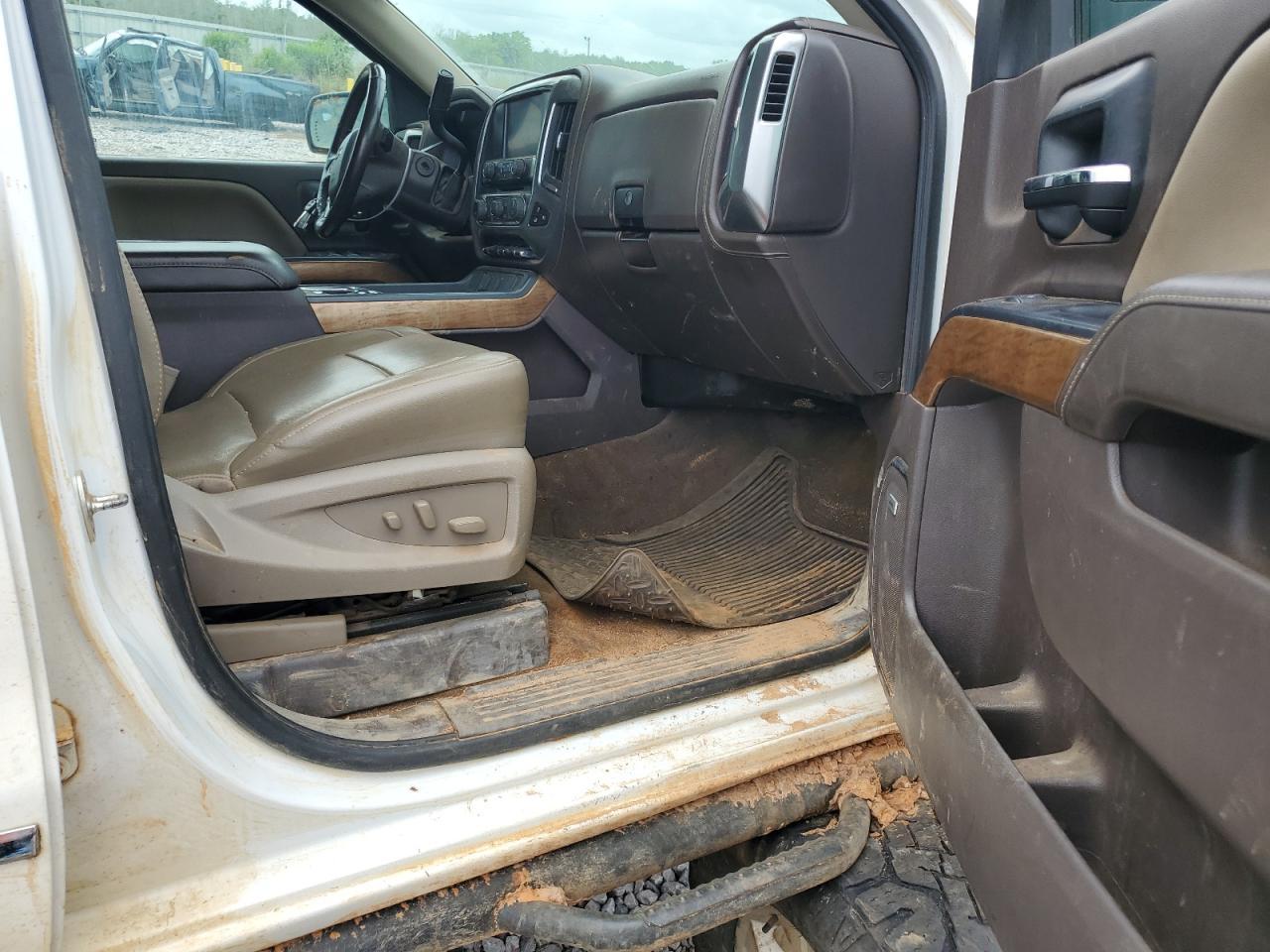 2018 CHEVROLET Silverado