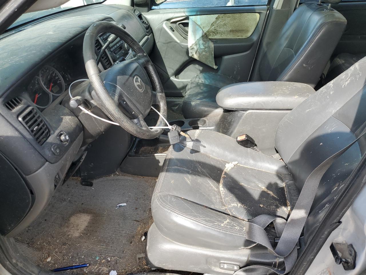2004 MAZDA Tribute