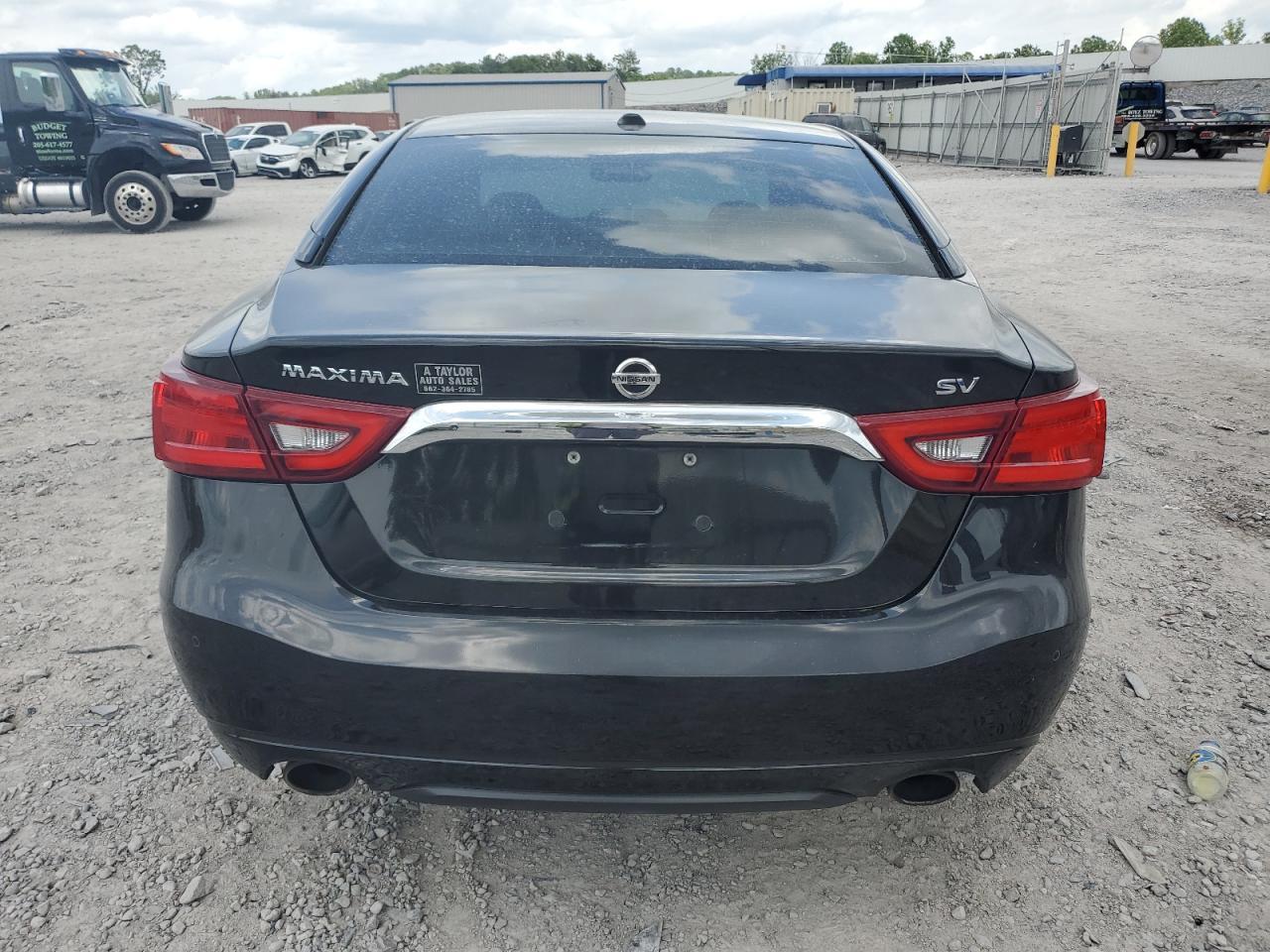 2017 NISSAN Maxima
