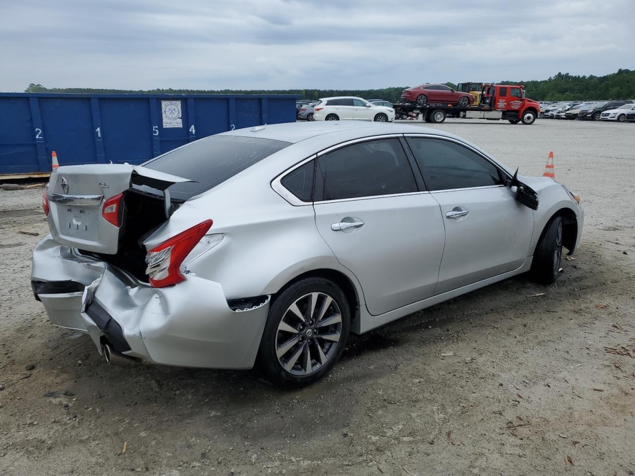 2017 NISSAN ALTIMA