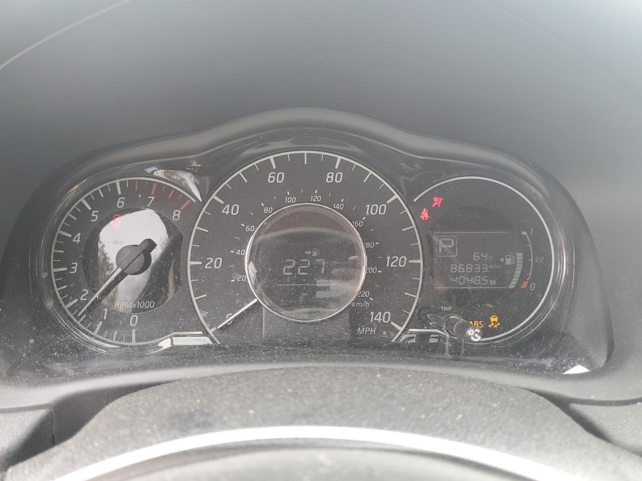 2015 NISSAN VERSA