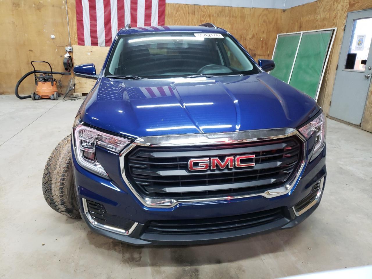 2023 GMC Terrain