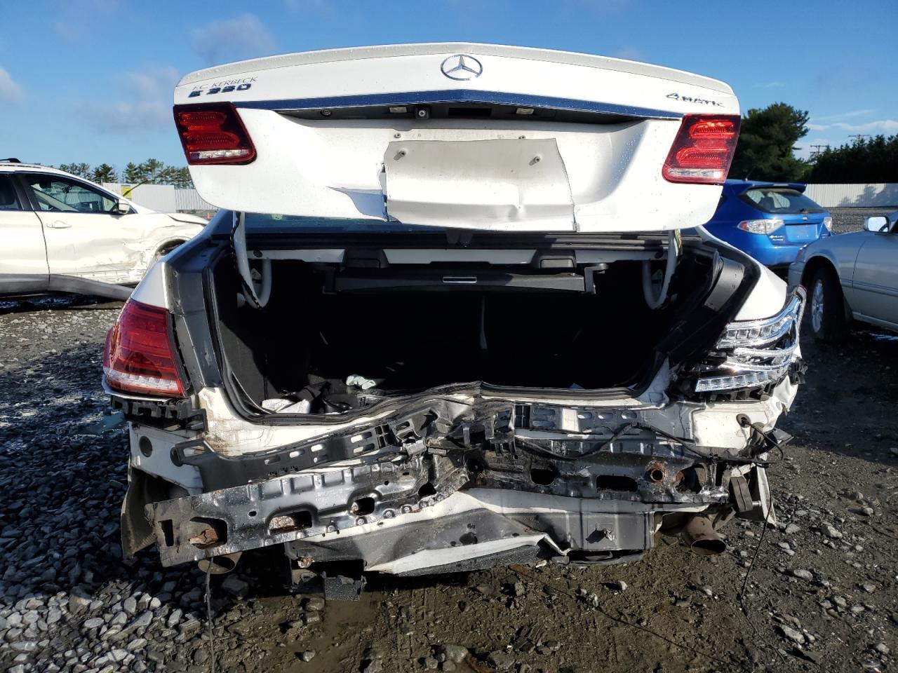 2016 MERCEDES-BENZ E-Class