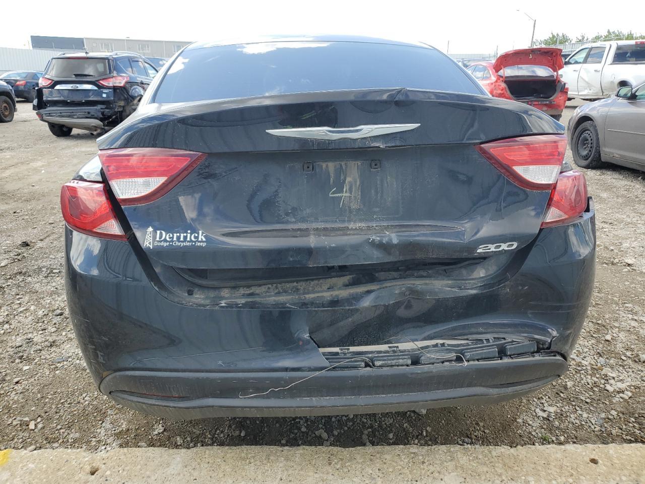 2015 CHRYSLER 200