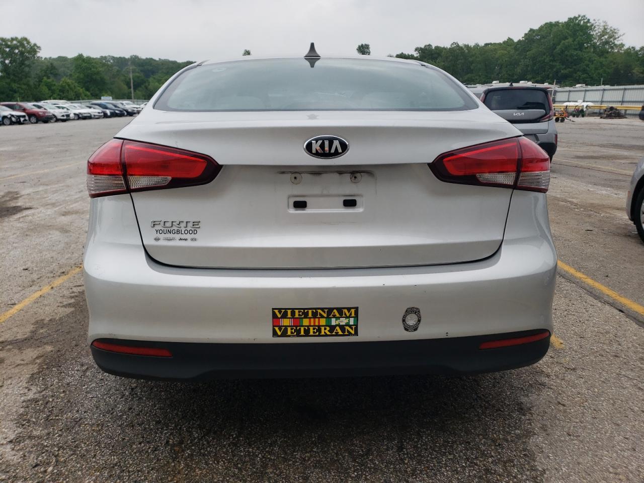 2017 KIA FORTE