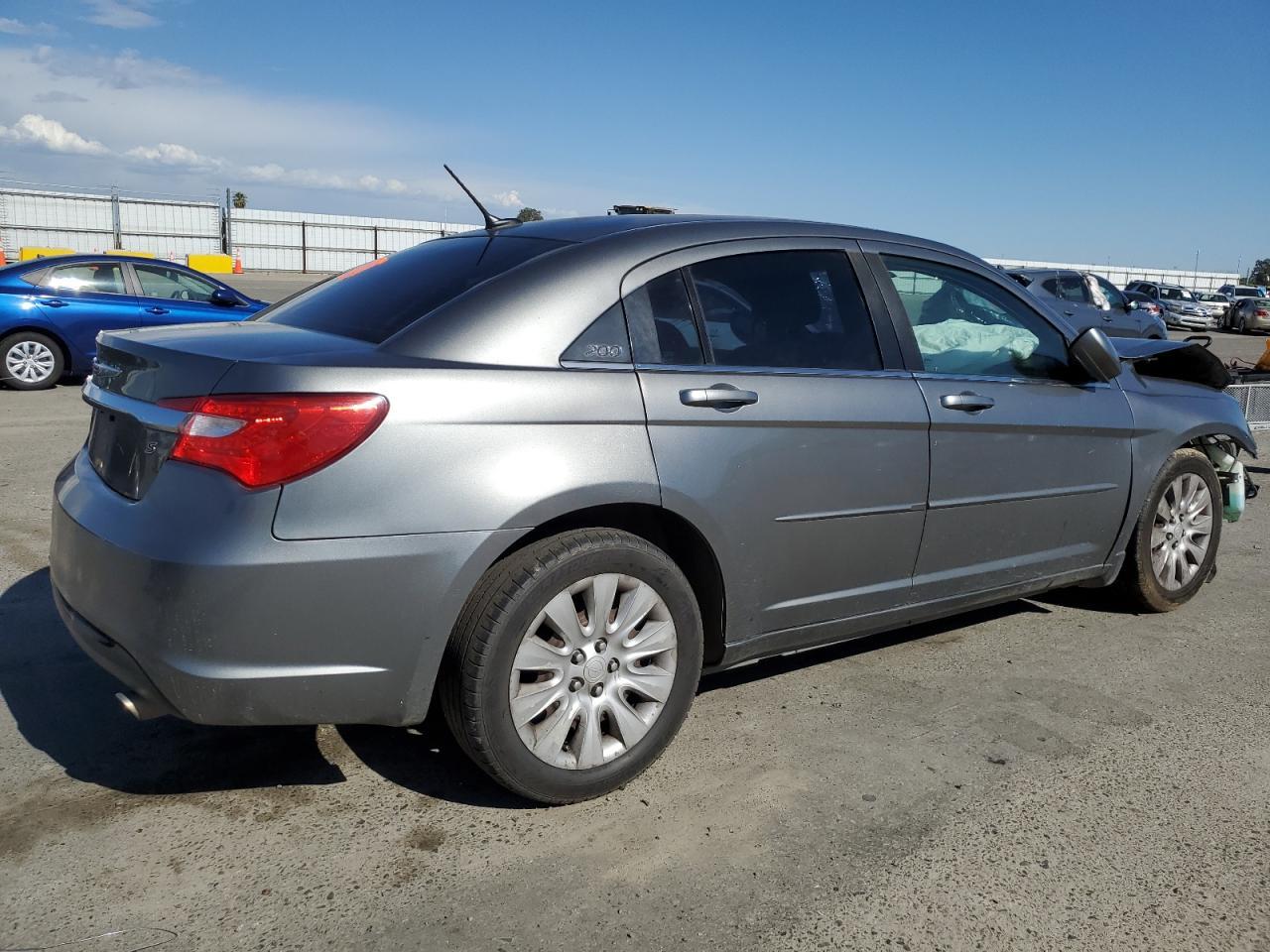 2012 CHRYSLER 200