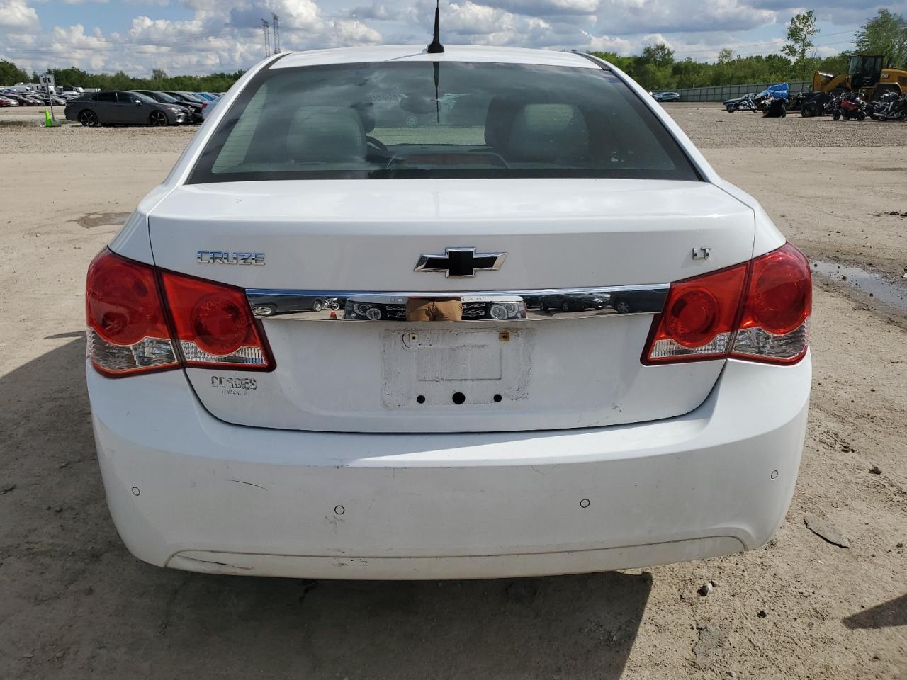 2011 CHEVROLET CRUZE