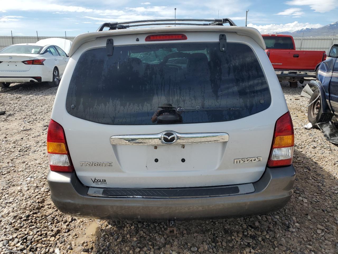 2004 MAZDA Tribute