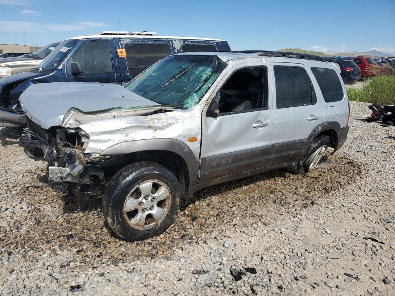 2004 MAZDA Tribute