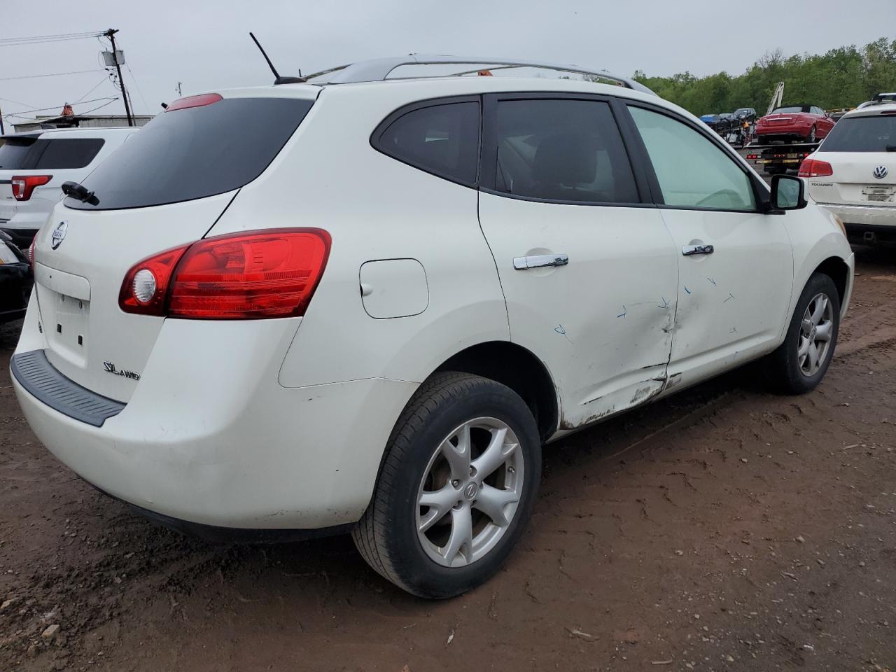 2010 NISSAN ROGUE