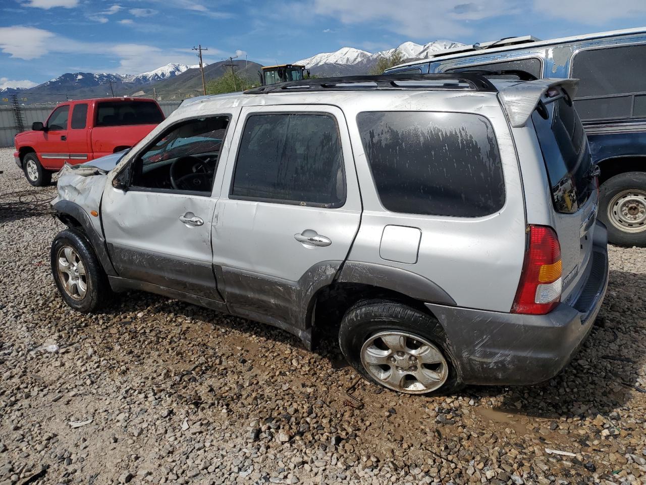 2004 MAZDA Tribute