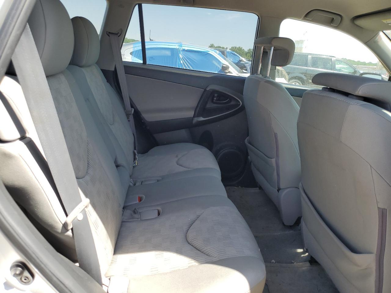 2011 TOYOTA RAV4