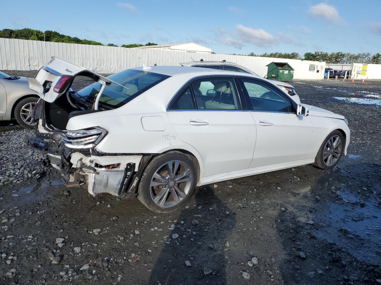 2016 MERCEDES-BENZ E-Class