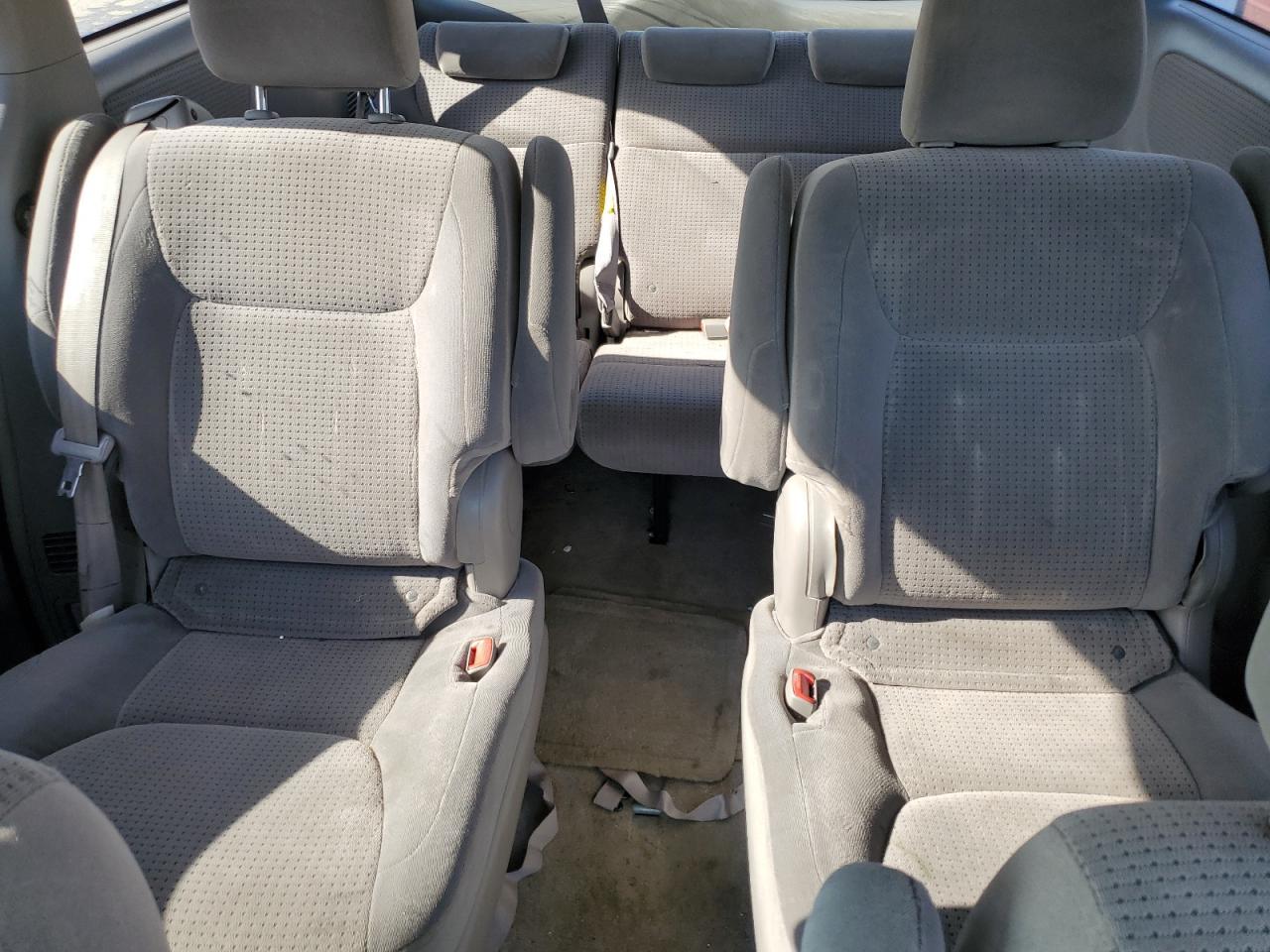 2006 TOYOTA SIENNA