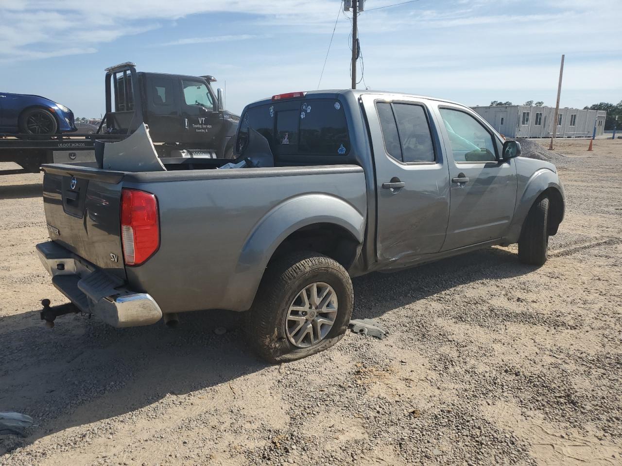 2016 NISSAN Frontier