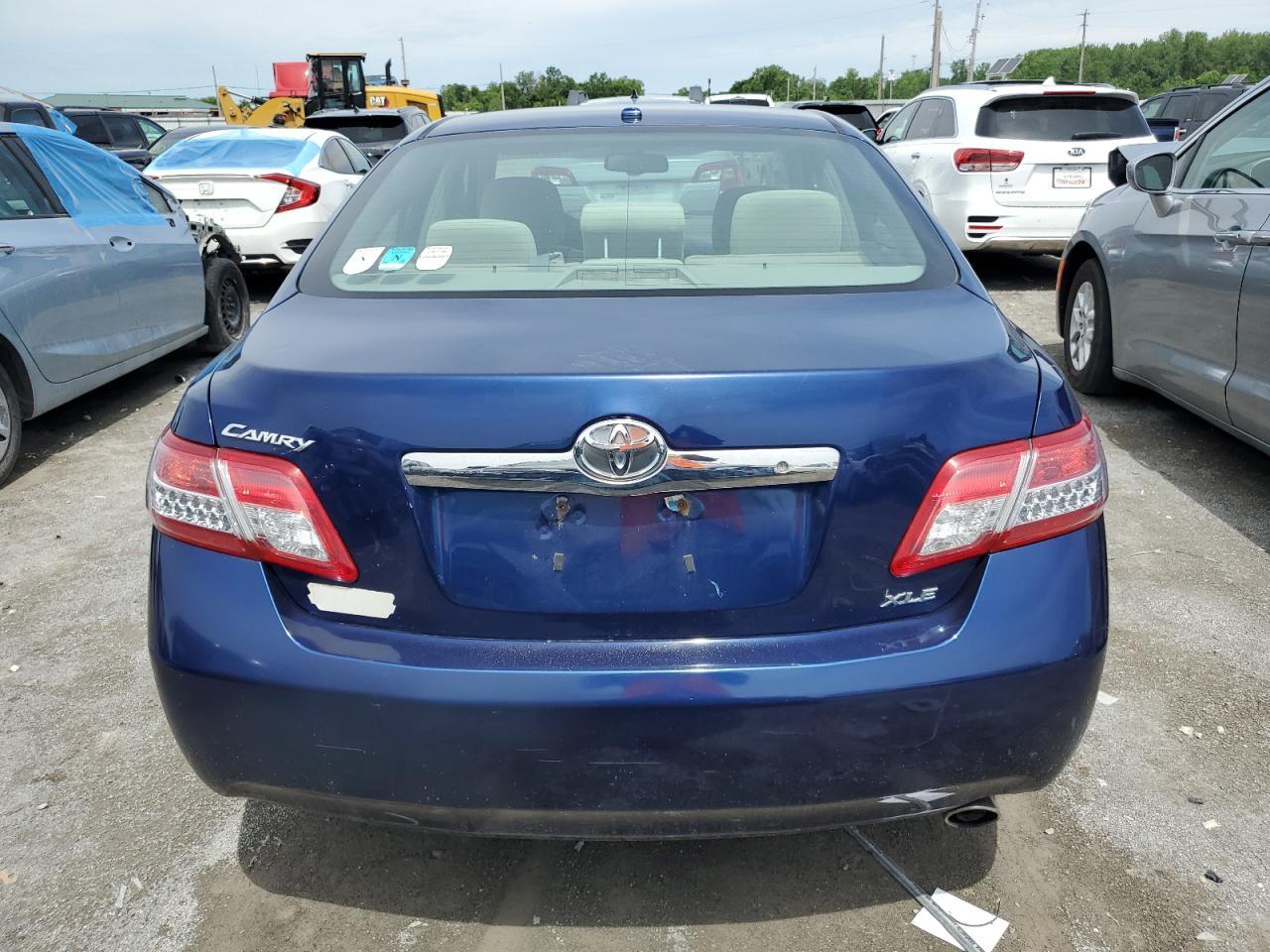 2010 TOYOTA CAMRY