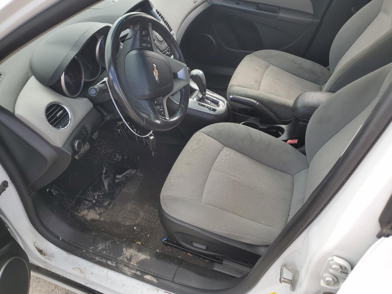 2011 CHEVROLET CRUZE